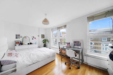 3 bedroom flat for sale - Dunlace Road, London E5