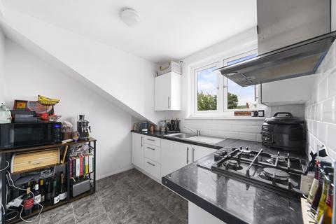 1 bedroom flat for sale, Goulton Road, London E5