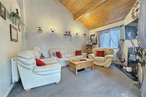 3 bedroom detached house for sale, Trem yr Afon, Kinmel Bay, Conwy, LL18 5JB
