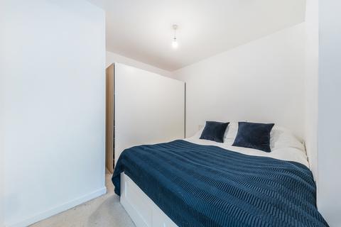 1 bedroom flat for sale, Mapleton Road, Wandsworth SW18