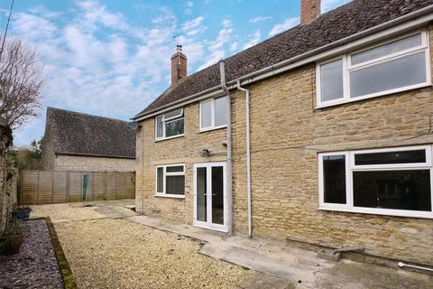 3 bedroom semi-detached house to rent - Station Road, Brize Norton, Carterton, Oxfordshire, OX18