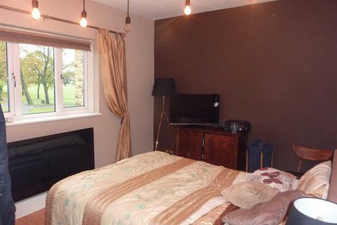 2 bedroom flat for sale - Brettenham Road, London