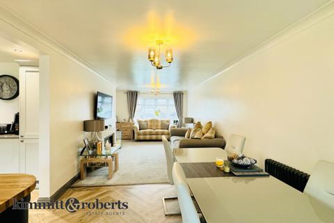 12 Lumsden Square, Murton, Seaham, SR7 9HP