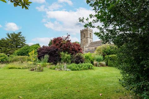 4 bedroom detached house for sale, The Cross, Stonesfield, OX29