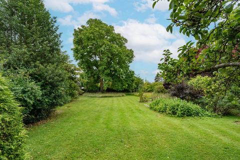 4 bedroom detached house for sale, The Cross, Stonesfield, OX29