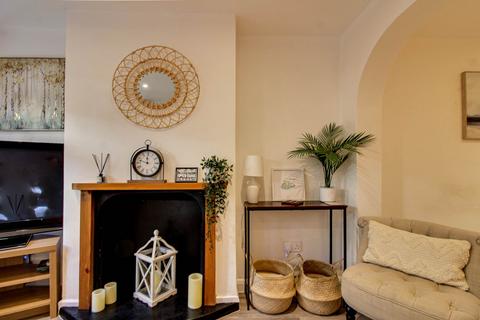 2 bedroom cottage for sale, Thomas Street, Lewes