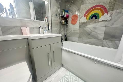11 Abbey Walk, Houghton Regis, Dunstable, LU5 5PP