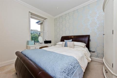 2 bedroom apartment for sale, Glebe Knoll, Bromley BR2