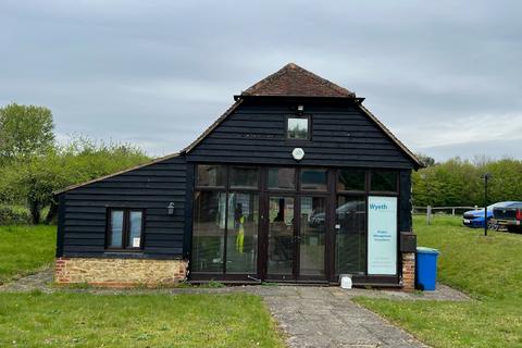Office to rent, The Cartshed Amberley Farm, Old Elstead Road, Milford Surrey, GU8 5EB