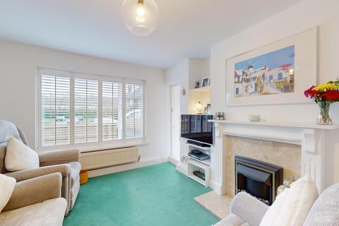 2 bedroom apartment for sale - Saxon Green, Moor Allerton, Moortown/Alwoodley Border, West Yorkshire
