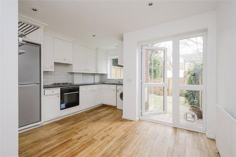 12 Carlisle Close, Kingston Upon Thames, KT2 7AU