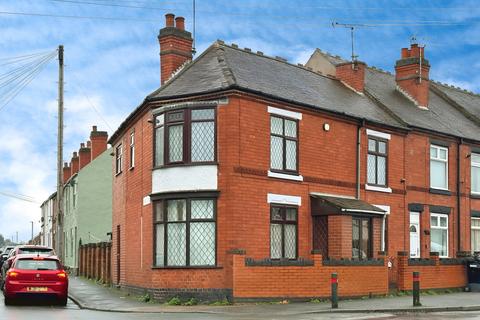 4 bedroom end of terrace house for sale - 76, Tomkinson Road, Nuneaton, Warwickshire CV10 8BN
