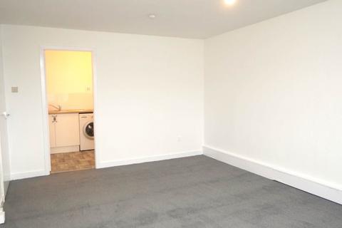 2 bedroom apartment to rent - Rankin Court, Greenock PA16