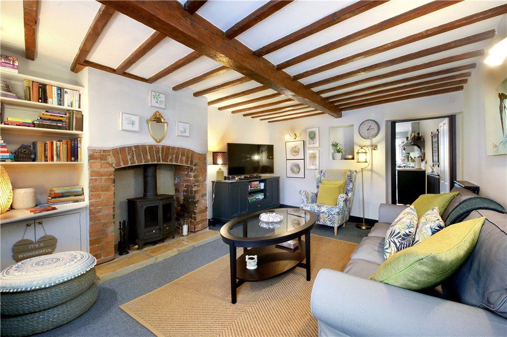 Sitting Room.