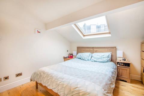 1 bedroom mews to rent, Salisbury Mews, Fulham, London, SW6