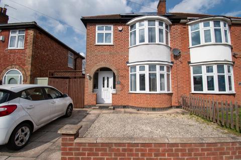 3 bedroom semi-detached house for sale - Cairnsford Road, Knighton