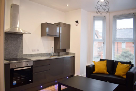 2 bedroom flat to rent - Queens Road, Jesmond NE2
