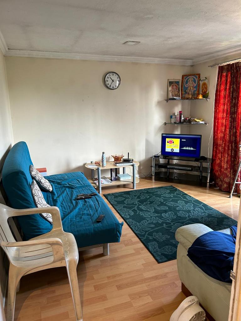 1 Bedroom Flat Available for Sale in East Ham!