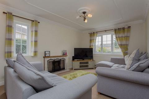 3 bedroom detached house for sale - Portland Place, Whittlesey, Peterborough, Cambridgeshire. PE7 1SB