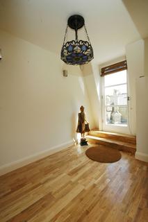 3 bedroom flat to rent - Princes Gate, South Kensington, London, SW7