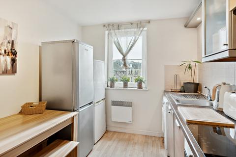 2 bedroom apartment for sale - Giles Street, Flat 11, Leith, Edinburgh, EH6 6DA