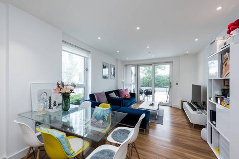 2 bedroom flat for sale - Collet House, Nine Elms Point, Nine Elms, London, SW8