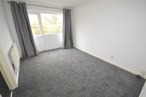 3 bedroom end of terrace house for sale - Luxembourg Close, Luton, Bedfordshire, LU3