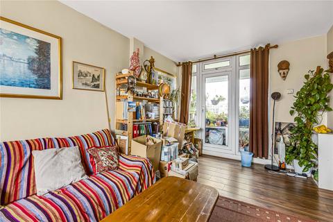 2 bedroom flat for sale, Studley Road, London, SW4