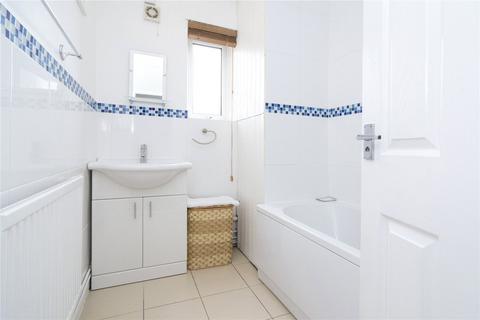 9 Priory Close, London, E18 2QT