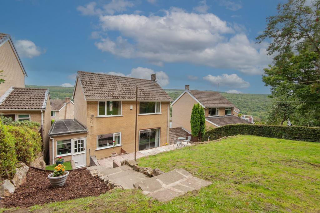 Oughtibridge, Sheffield S35 3 bed detached house for sale £300,000