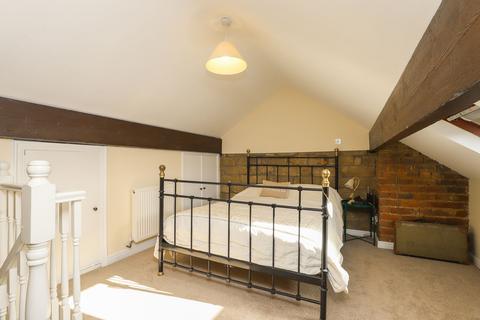 Rattle Cottage Chapel Hill, Ashover, Chesterfield, S45 0AT
