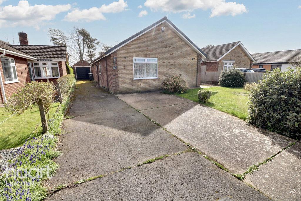 Lagonda Close, Bracebridge Heath 3 bed detached bungalow for sale £