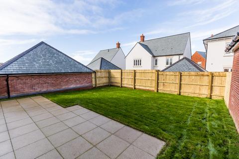 4 bedroom detached house for sale, Plot 165, The Spetisbury at Charminster Farm, Weir View, Charminster, Dorchester DT2