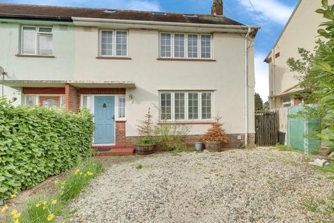 3 bedroom semi-detached house to rent - Shelley Road, Chelmsford, CM2