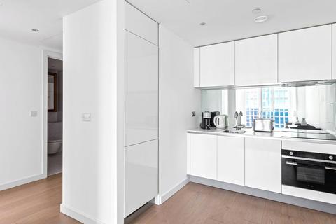 1 bedroom apartment for sale, Sky Gardens,, Wandsworth Road,, Vauxhall,, London, SW8