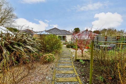 Glencairn Green Lane, Whitfield, Dover, CT16 3ER