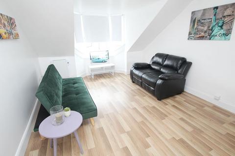 1 bedroom flat for sale - Nelson Street, Top Floor Flat, Largs KA30