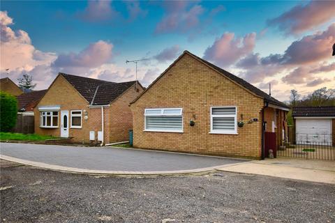 2 bedroom bungalow for sale - Baldry Close, Ipswich, Suffolk, IP8
