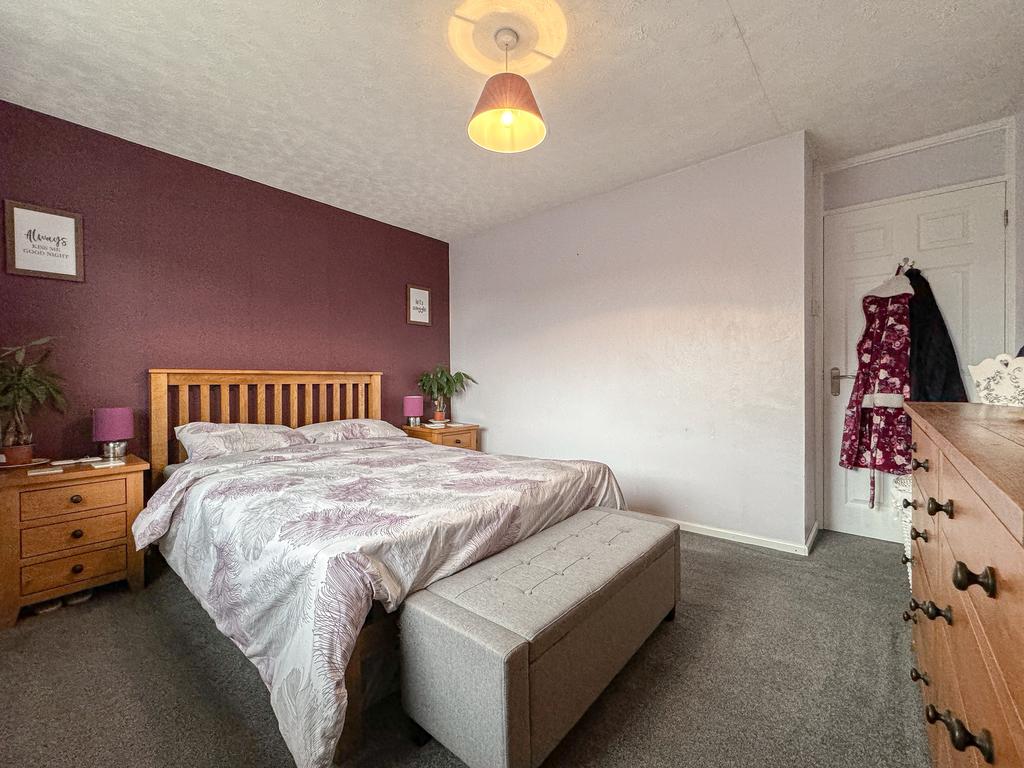 257 Westfaling Street - Bed 1 (2)