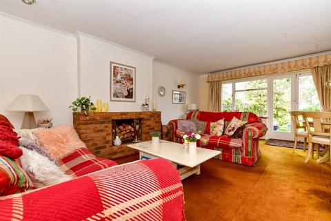 2 bedroom detached bungalow for sale - Pampisford Road, Purley, Surrey