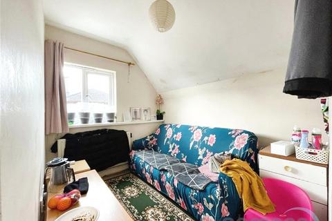 2 bedroom apartment for sale, Grosvenor Road, Aldershot, Hampshire