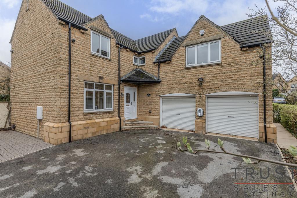 Cleckheaton BD19 5 bed detached house for sale £485,000