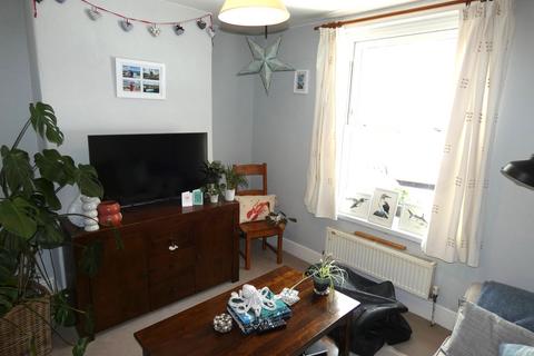 2 bedroom terraced house to rent, Exeter EX4