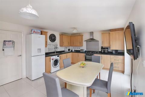 4 bedroom end of terrace house for sale - Partington Square, Sandymoor, Cheshire