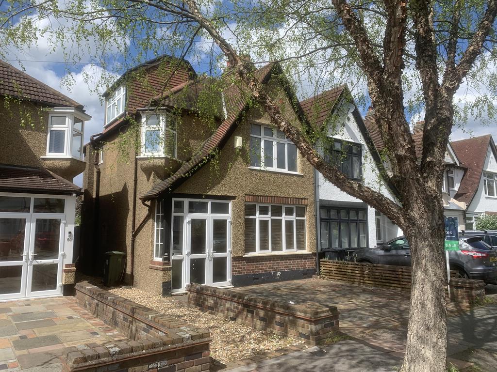 Beckenham BR3 4 bed end of terrace house for sale £650,000