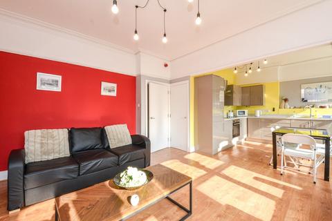 10 bedroom apartment for sale, Mostyn Street, Llandudno, Conwy, LL30