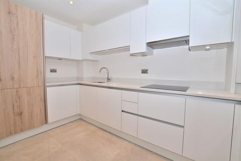 2 bedroom apartment for sale - Roding Heights, Station Way, Buckhurst Hill, IG9