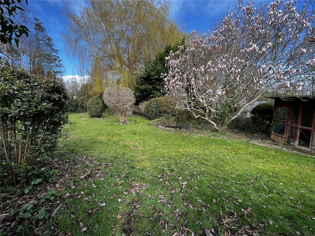 Crock Lane, Bridport, Dorset, DT6 3 bed bungalow for sale £495,000