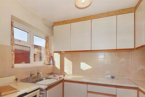 10 Albert Road, Broadstairs, CT10 3HY