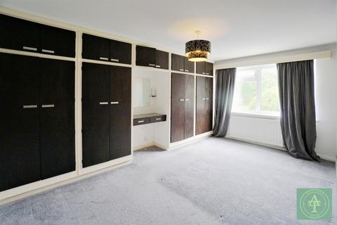 2 bedroom flat for sale, Village Road, EN1